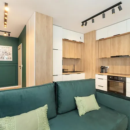Cozy With Parking In By Renters * Poznan