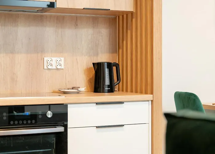 Cozy With Parking In By Renters דירה פוזנן