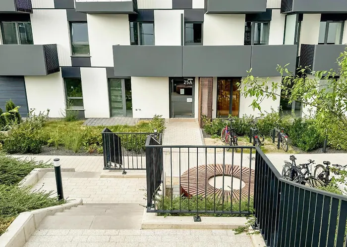 Cozy With Parking In By Renters * Poznań