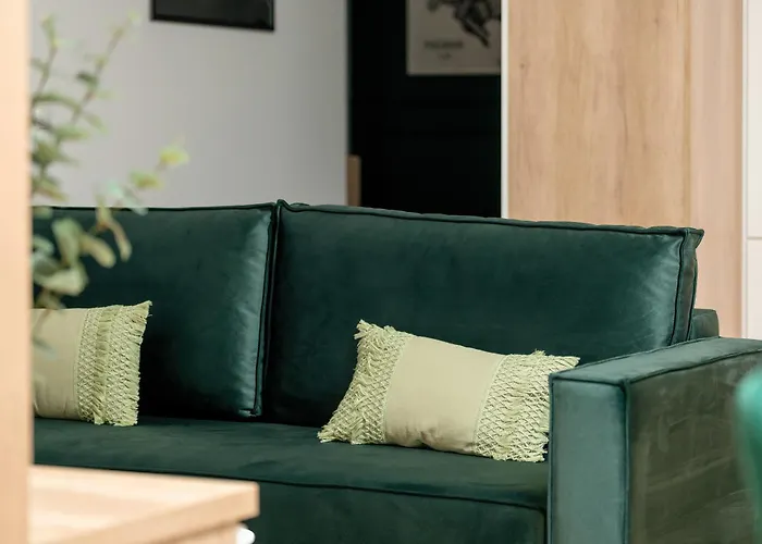 Апартаменты Cozy With Parking In By Renters