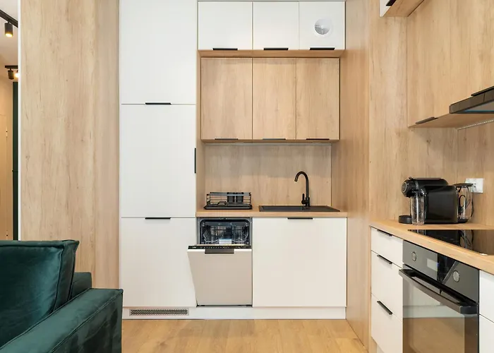 Lägenhet Cozy With Parking In By Renters *