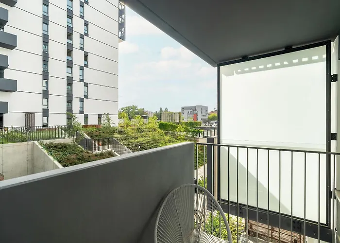 Cozy With Parking In By Renters Lägenhet *